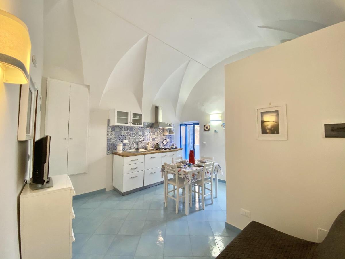 Holidaycasa Teresa - Monolocale nel cuore del cent Sperlonga Exterior foto